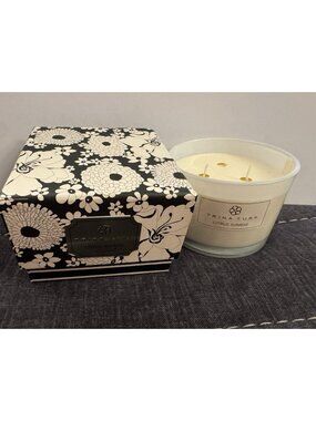 Trina Turk Citrus Surprise Scented Candle 3-Wick Glass Jar In Box J16